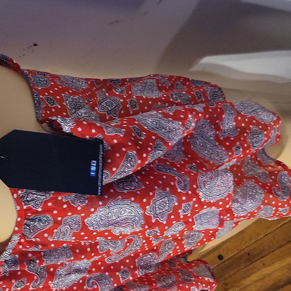 Almost Famous Sz M Tank Top NWT - Picture 3 of 8